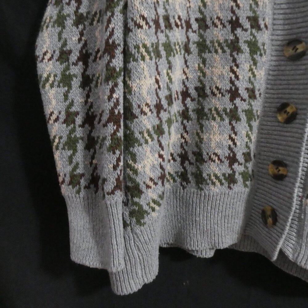 Heavy Wool Blend Houndstooth Button-Up Cardigan | xl - extra large | V-Neck - Picture 6 of 15